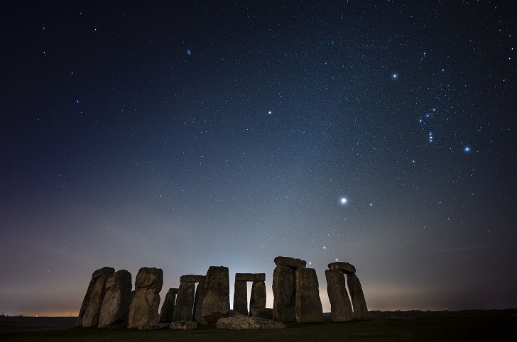 Stonehenge at night with a starry sky