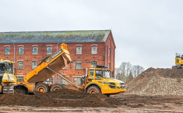 Machinery on brownfield land